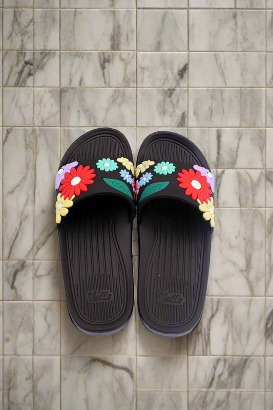 Women Rubber Upper and EVR Sole Flowers Embossed Slippers