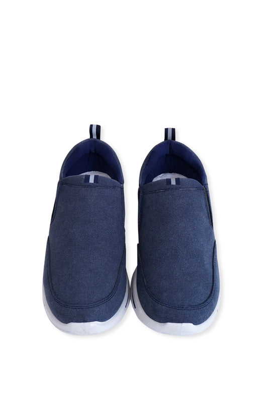 100% imported Matrial swede Regzine Shoes and sole PU matrial